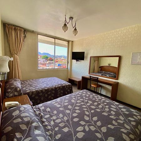Nuevo Hotel Alameda De Uruapan Uruapan  ภายนอก รูปภาพ